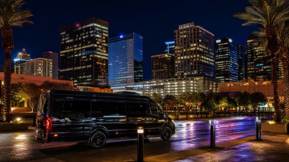 Phoenix First Friday Art Walk: Transportation & Experience Guide